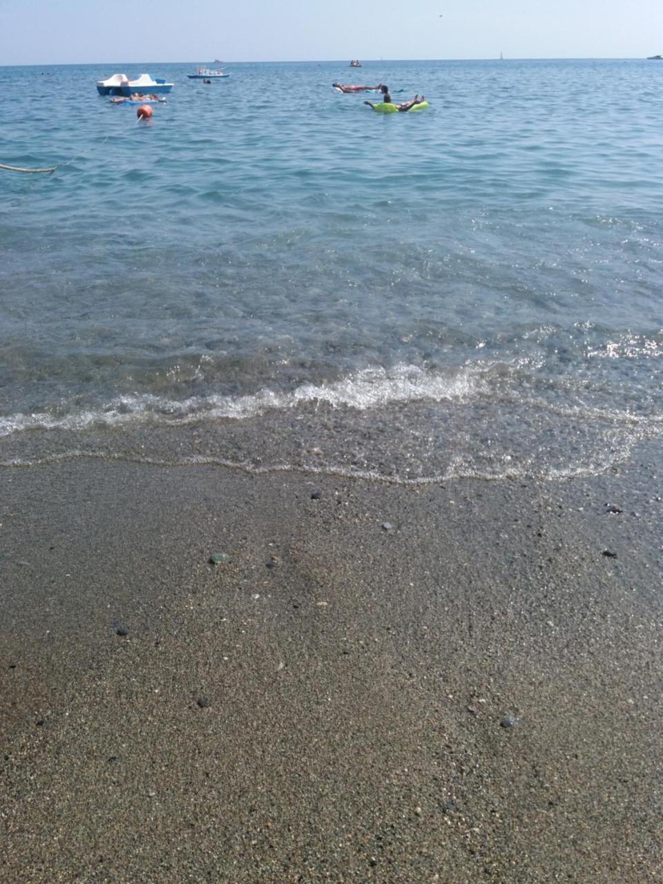 Monolocale Vicino Al Mare Varazze Appartement Buitenkant foto